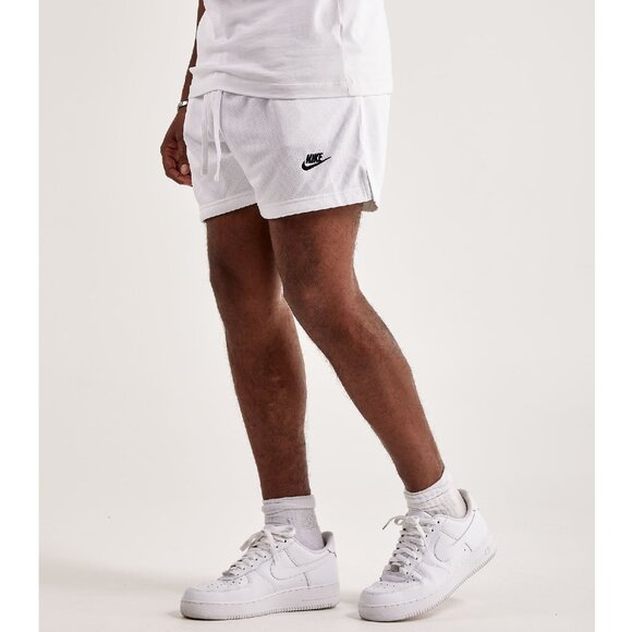 Nike Men's Club Mesh Flow Shorts - Picture 1 of 3